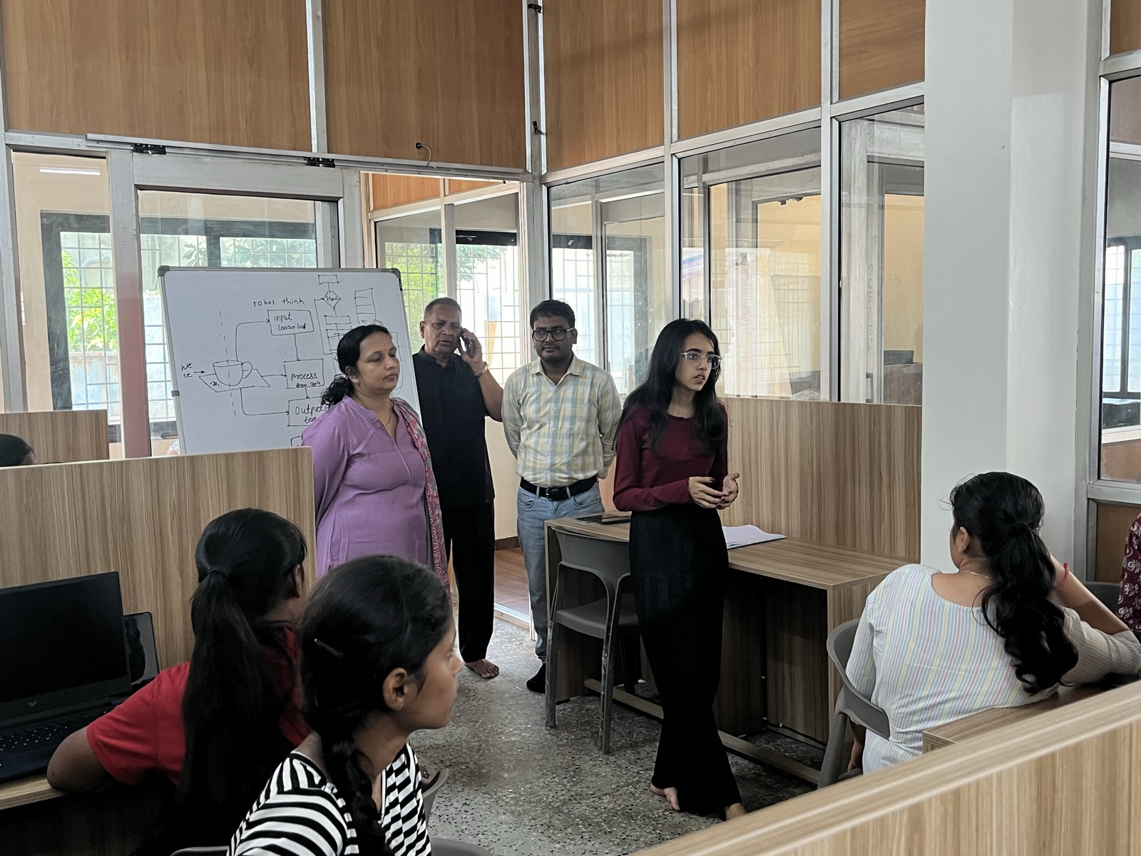 Student presentations & discussion — programme archive photograph 4